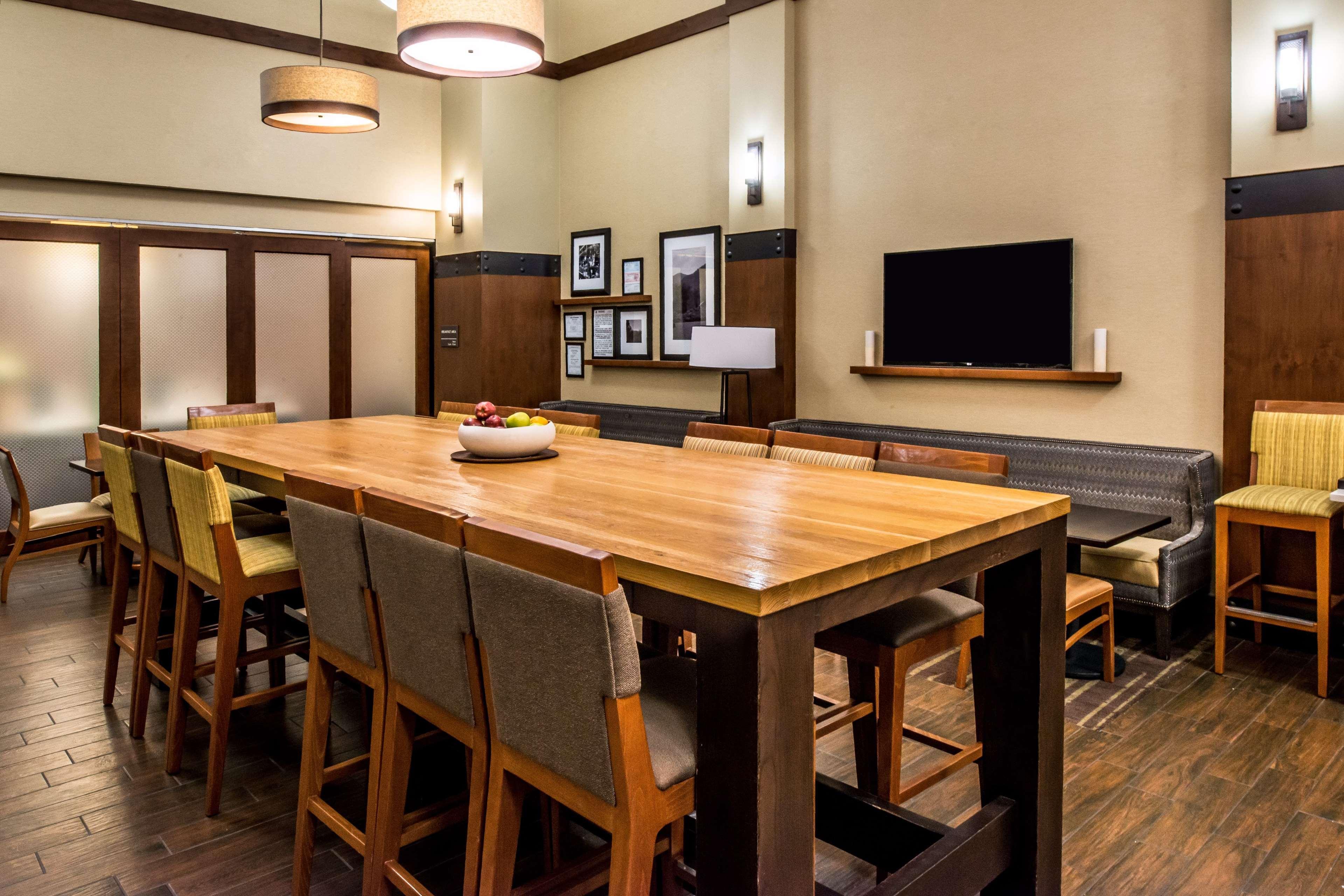 Hampton Inn & Suites Boulder North Екстериор снимка