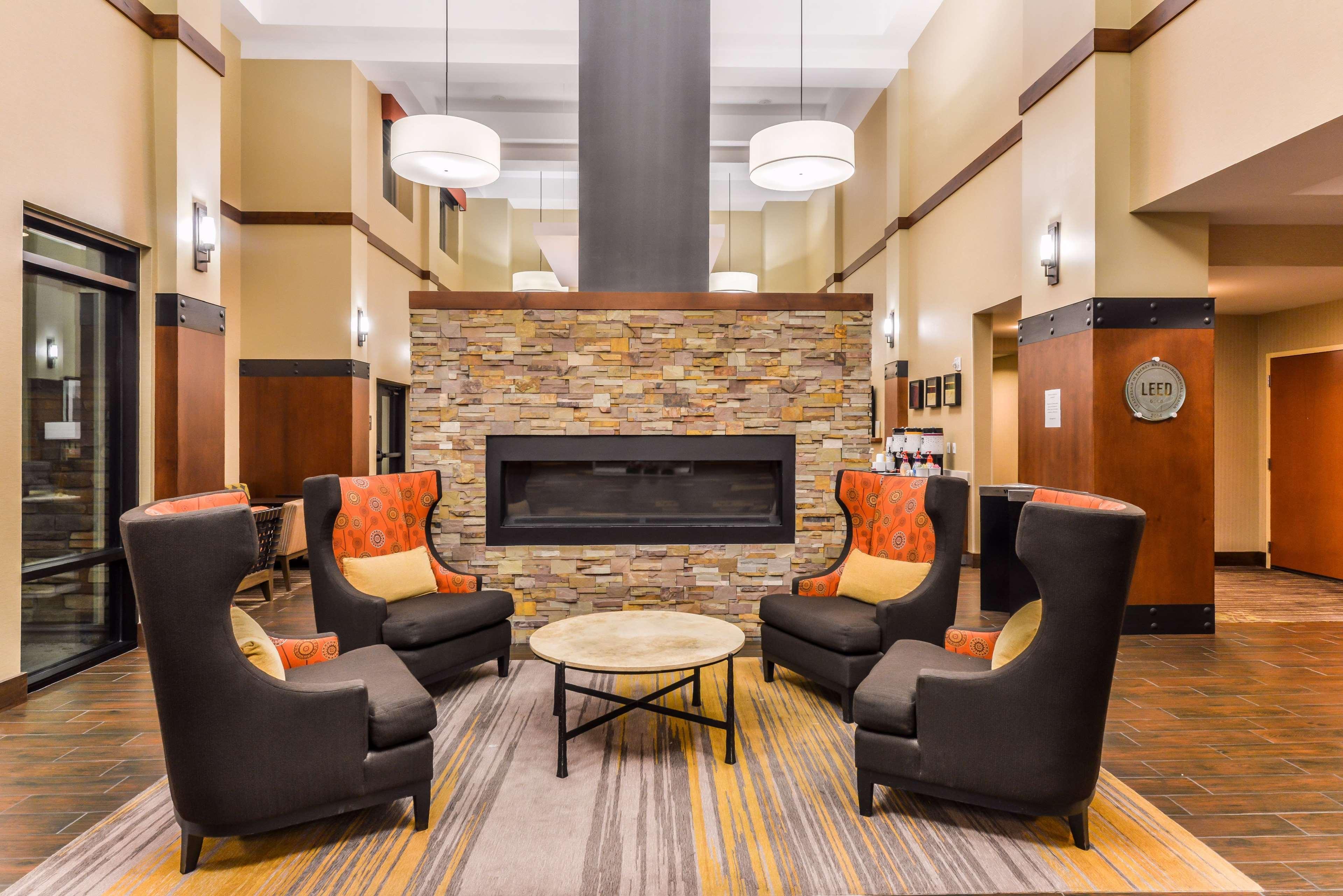 Hampton Inn & Suites Boulder North Екстериор снимка
