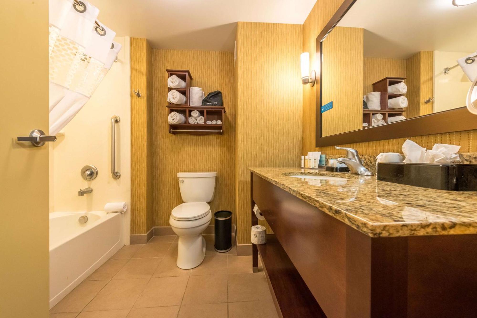 Hampton Inn & Suites Boulder North Екстериор снимка