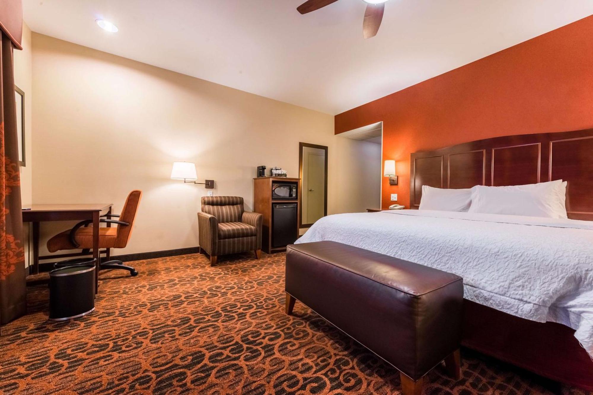 Hampton Inn & Suites Boulder North Екстериор снимка